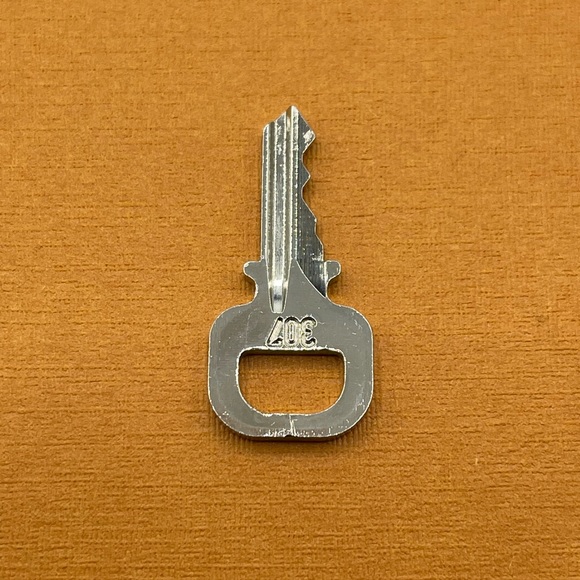 Louis Vuitton Silver Tone Cadena Key #307 For Speedy Alma Lock LV - Picture 7 of 10